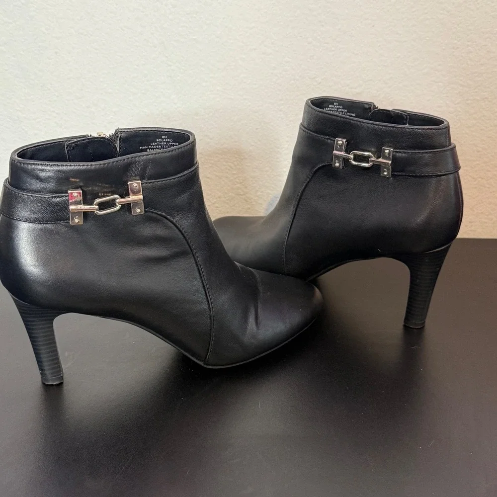 Bandolino Black Leather Ankle Boots Bit Detail Side Zip Heel Womens 8M‎